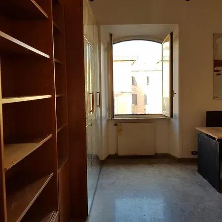 Daire Napoleone's House Roma